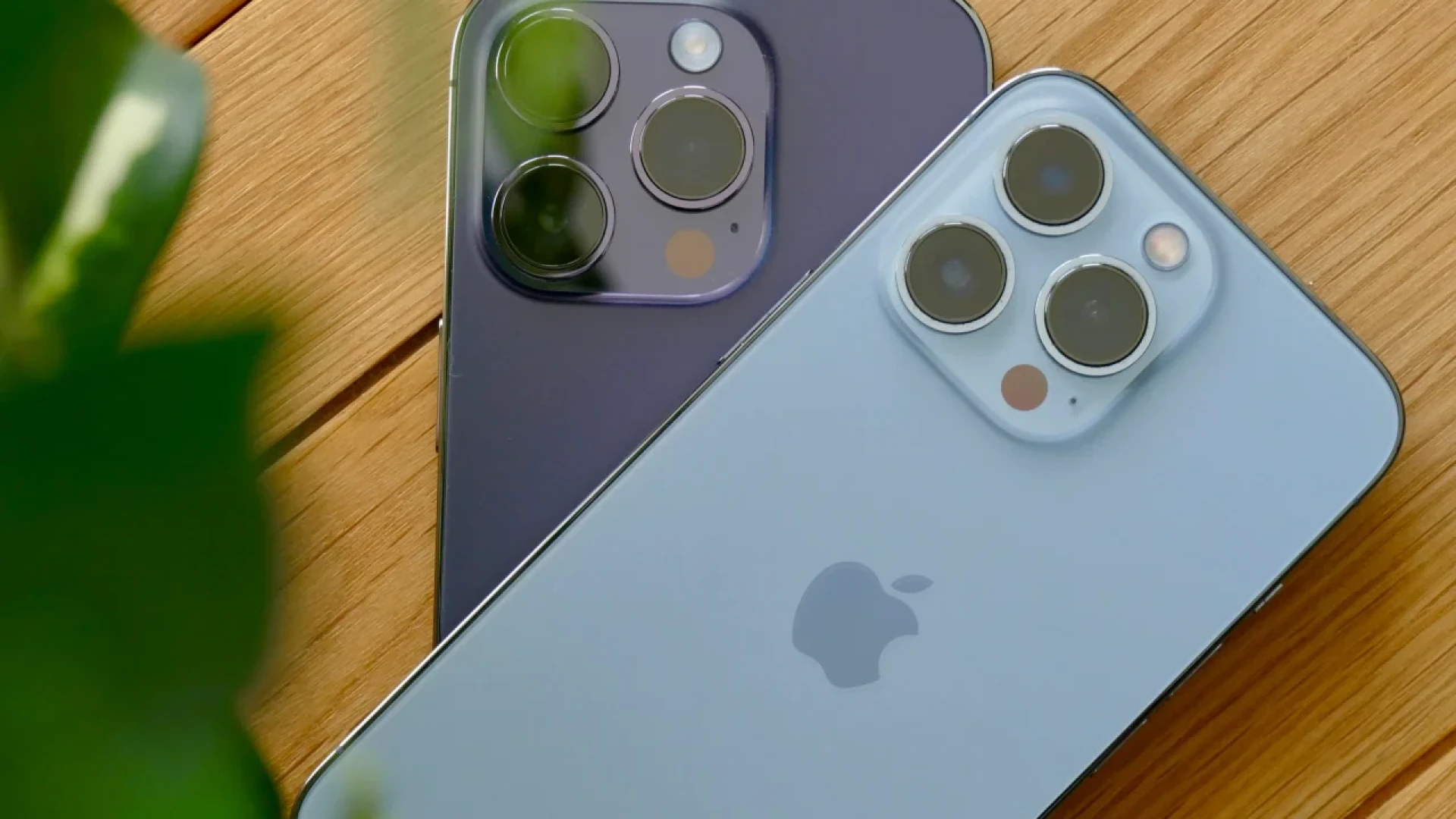 OPPO nebo iPhone? Který telefon vybrat a pro koho se hodí víc